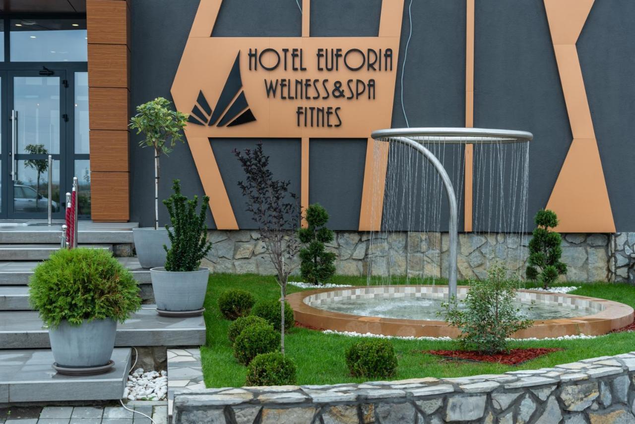 Hotel Euforia Lounge Sabac Ngoại thất bức ảnh