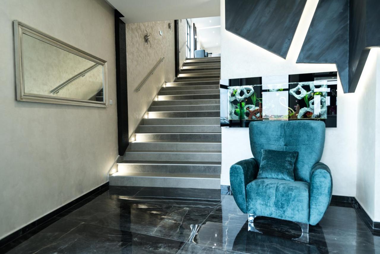 Hotel Euforia Lounge Sabac Ngoại thất bức ảnh