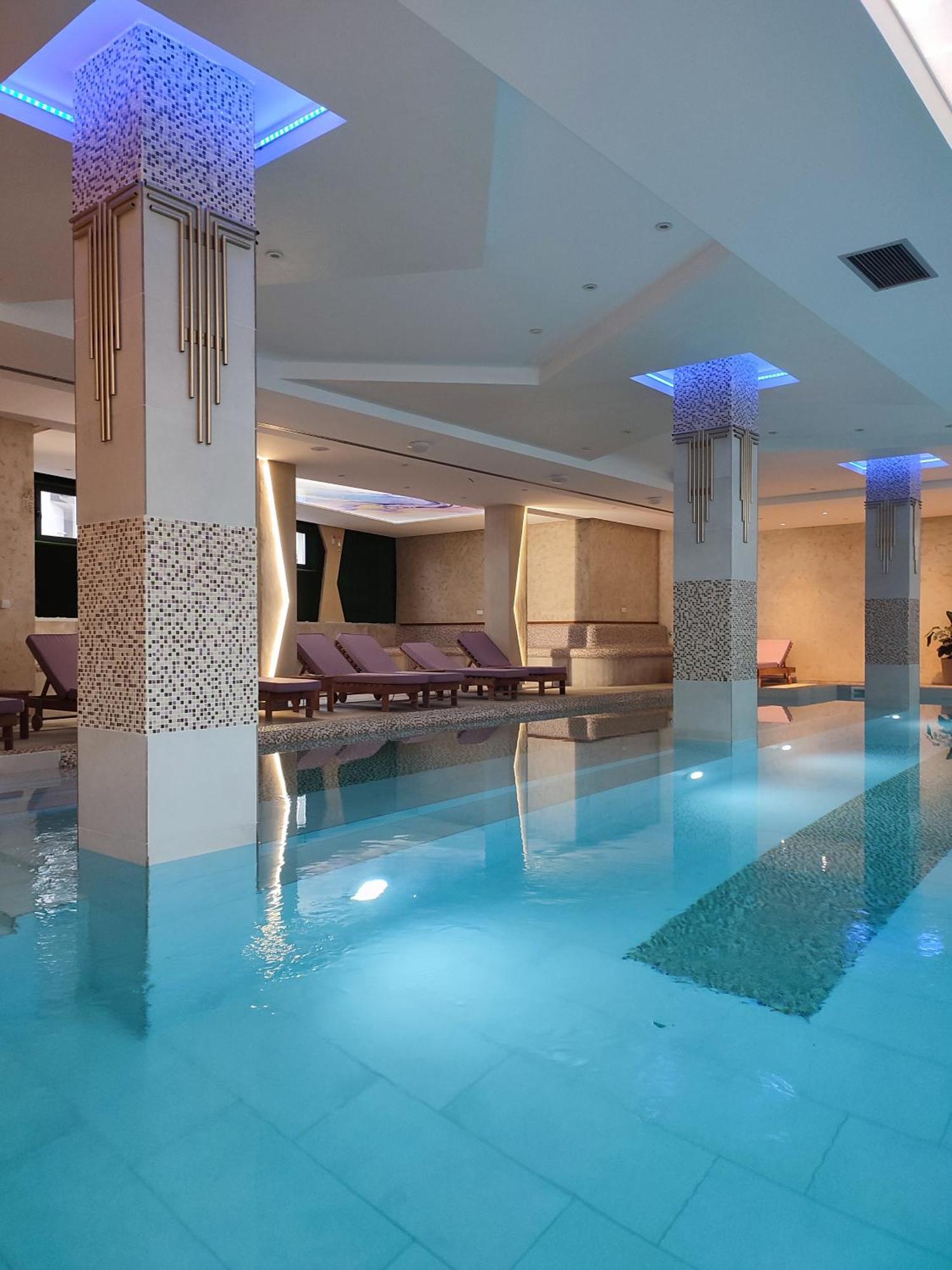 Hotel Euforia Lounge Sabac Ngoại thất bức ảnh