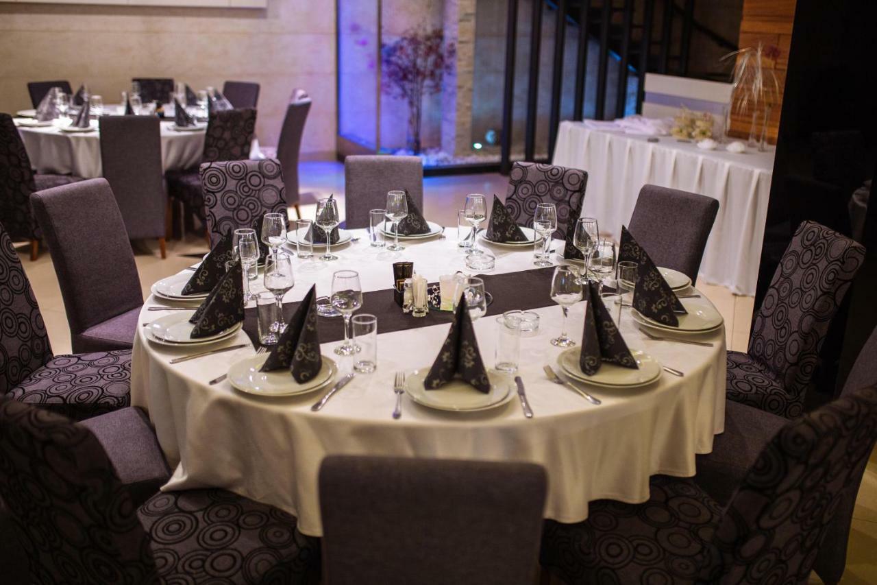 Hotel Euforia Lounge Sabac Ngoại thất bức ảnh