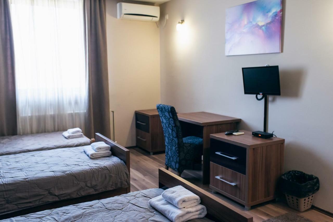 Hotel Euforia Lounge Sabac Ngoại thất bức ảnh