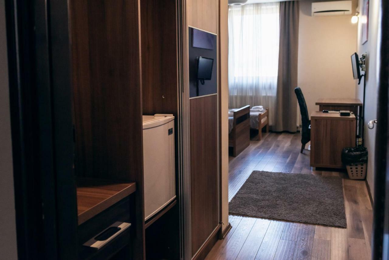 Hotel Euforia Lounge Sabac Ngoại thất bức ảnh